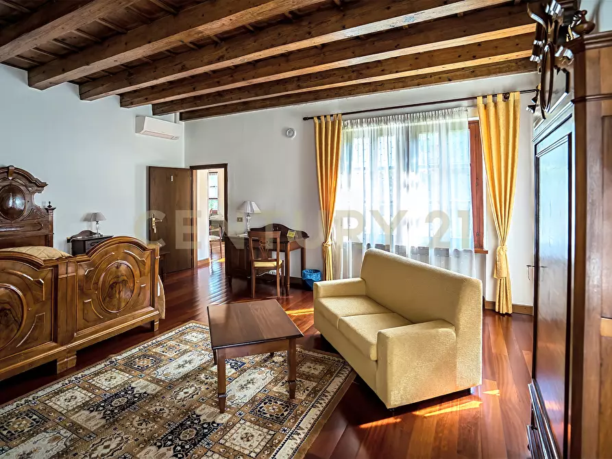Immagine 98 di Villa in vendita  in Via Adige 25 a Brentino Belluno