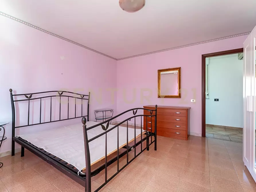 Immagine 33 di Attico in vendita  in Via Finocchiari 12 a Aci Catena