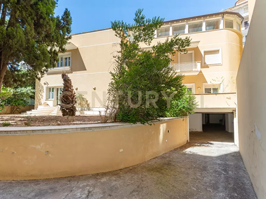 Immagine 12 di Villa in vendita  in Via Salvatore Paola 177 a Catania