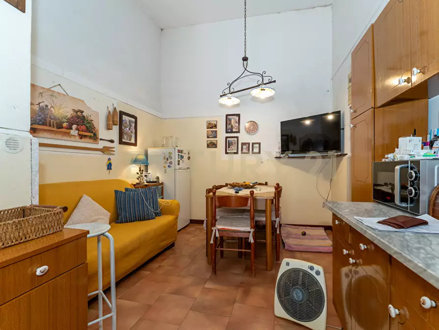 Immagine 18 di Casa indipendente in vendita  in Via Roma 66 a Camporotondo Etneo