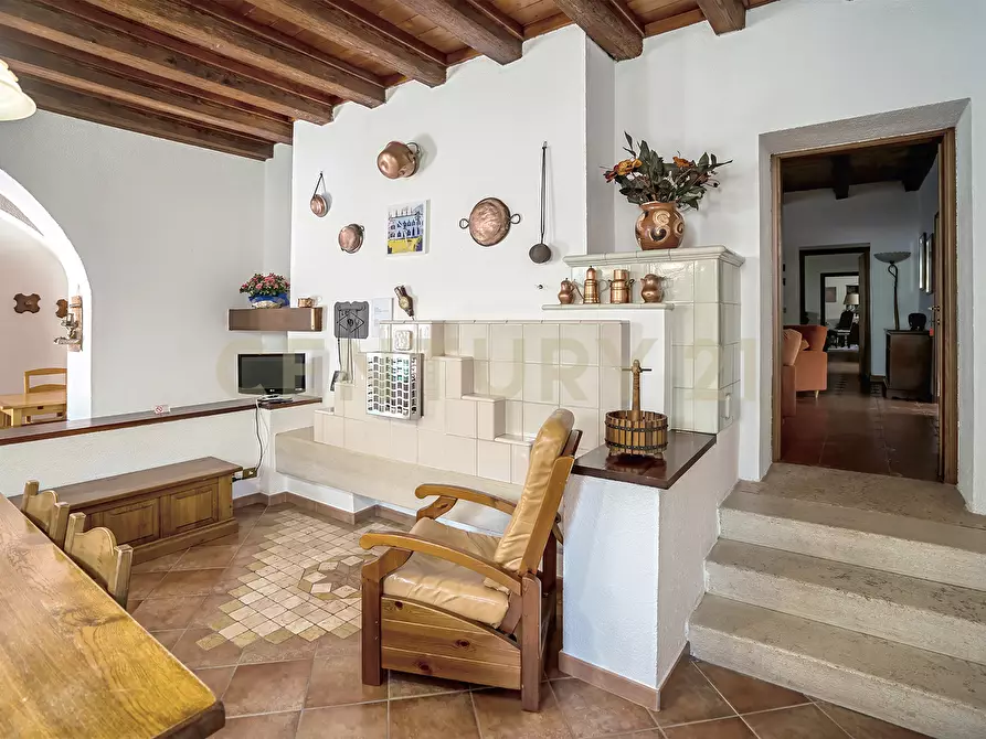 Immagine 39 di Villa in vendita  in Via Adige 25 a Brentino Belluno