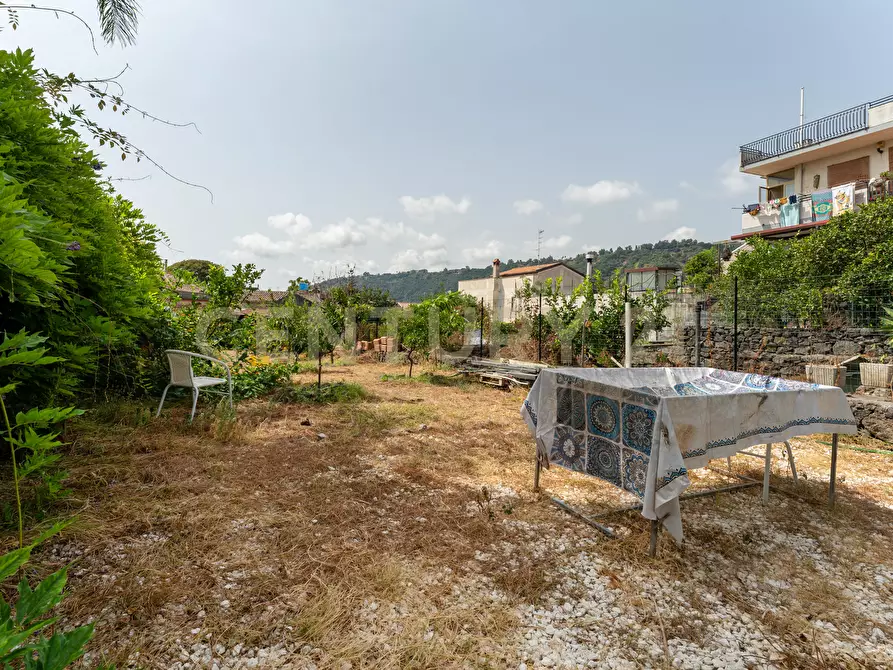 Immagine 35 di Porzione di casa in vendita  in Via Ariazzi 13 a Acireale