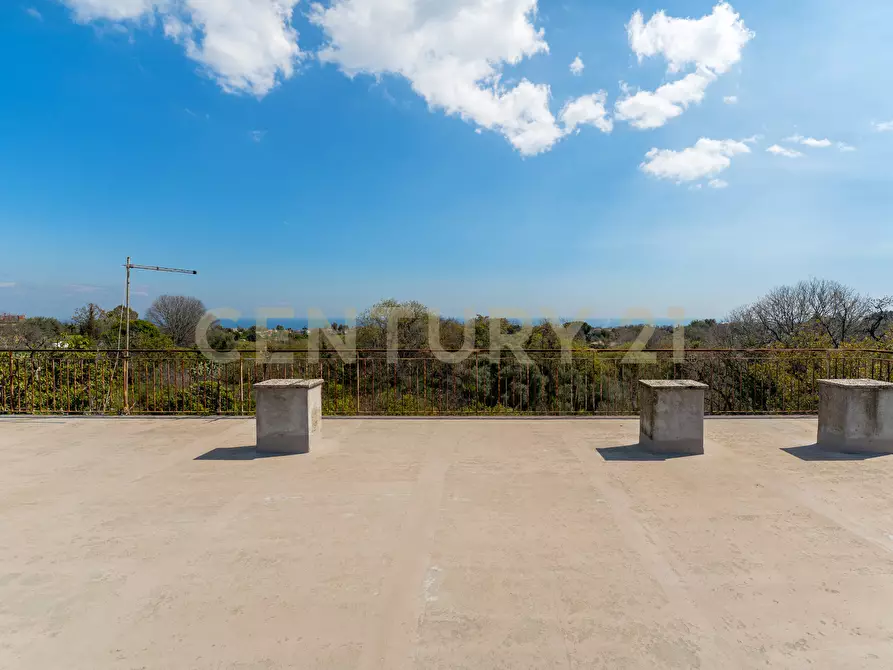 Immagine 53 di Villa in vendita  in Via Ramondetta 47 a Aci Sant'antonio