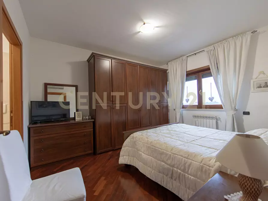 Immagine 15 di Bilocale in vendita  in Via Sandro Botticelli a Fiumicino