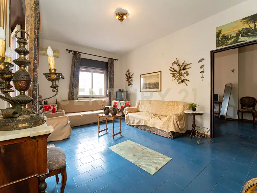 Immagine 3 di Appartamento in vendita  in Via Porticato 2 a Giardini-Naxos
