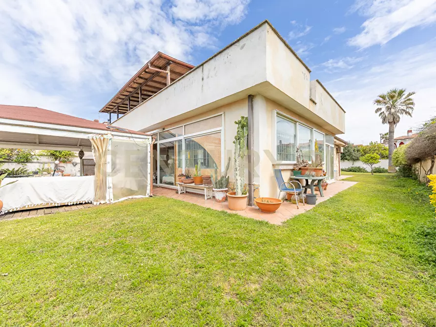 Immagine 57 di Villa in vendita  in Via Calabria 4 a Ardea