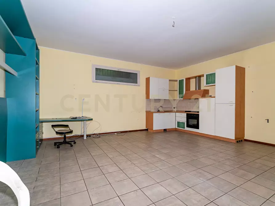 Immagine 39 di Porzione di casa in vendita  in Via degli Ulivi 9 a Tremestieri Etneo