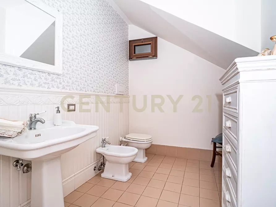 Immagine 18 di Villa in vendita  in Via Fisichelli a San Giovanni La Punta