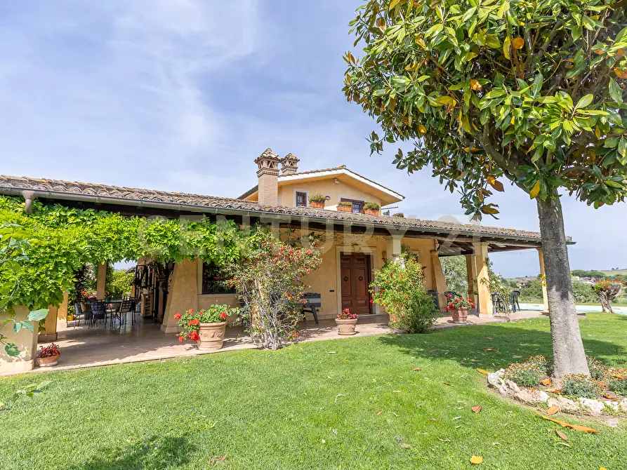 Immagine 10 di Villa in vendita  in Via di Battiferro 43 a Formello