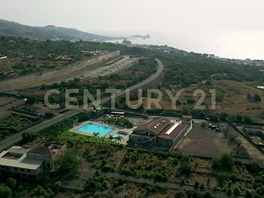 Immagine 1 di Attività commerciale in vendita  in Via Napoli sn a Aci Castello