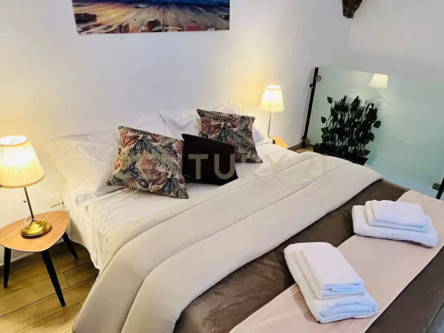 Immagine 36 di Loft/Open space in vendita  in Via Cristoforo Colombo 38 a Catania