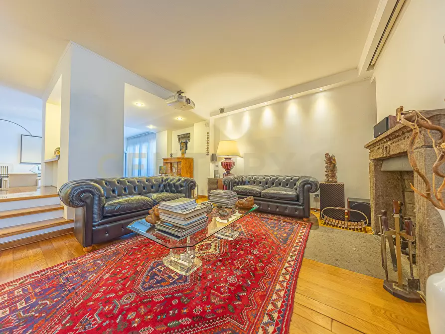 Immagine 23 di Villetta a schiera in vendita  in Via Cassia 1530 a Roma