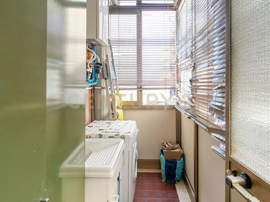 Immagine 36 di Appartamento in vendita  in Viale Alcide De Gasperi 187 a Catania