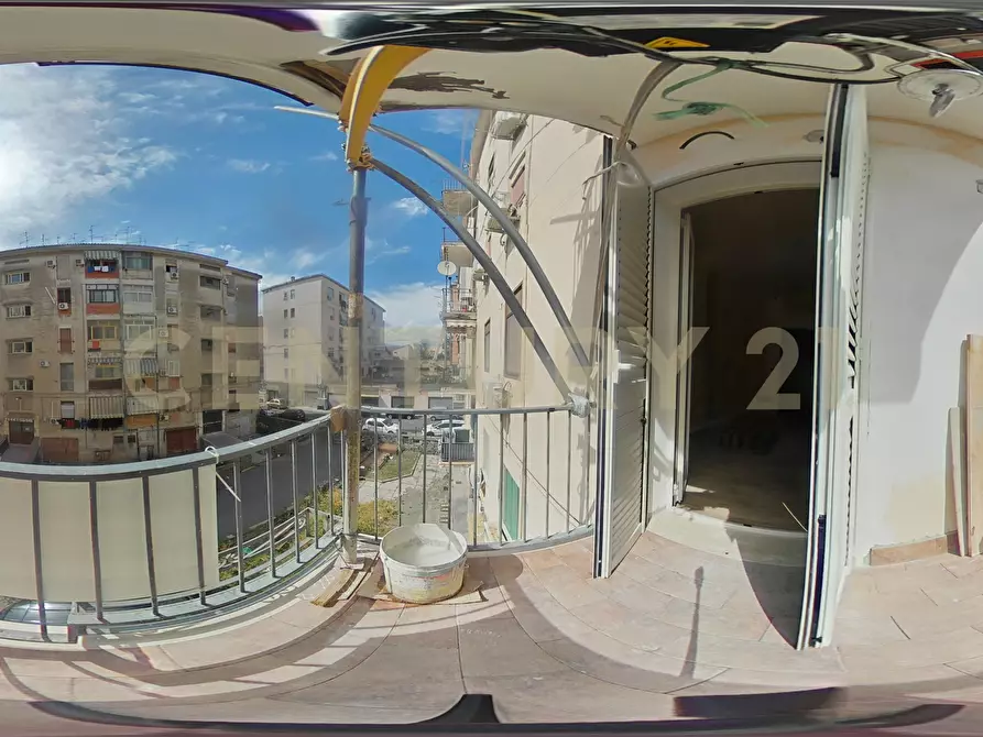 Immagine 35 di Quadrilocale in vendita  in Via dell'Adamello 17 a Catania