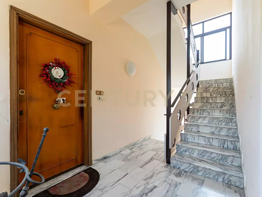 Immagine 7 di Pentalocale in vendita  in Via Madonna delle Lacrime 64 a Catania