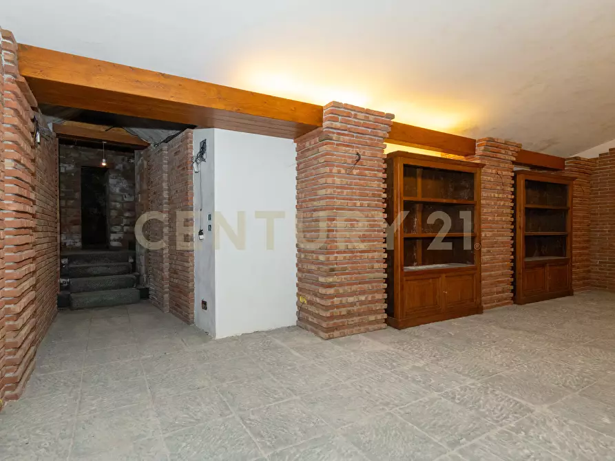 Immagine 50 di Villa in vendita  in SS284 a Adrano