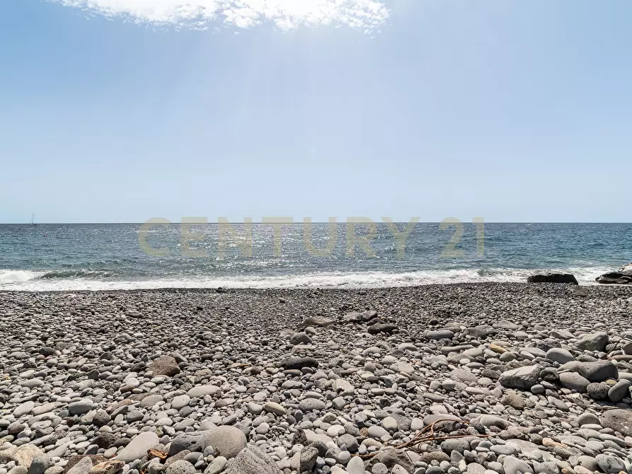 Immagine 47 di Villa in vendita  in Strada Comunale 9 Praiola 8 a Riposto