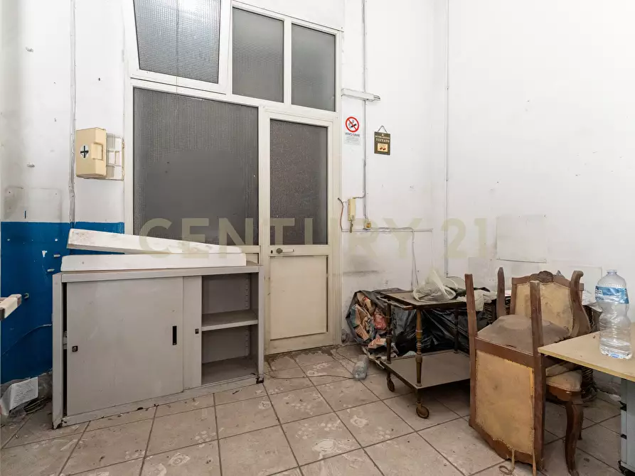 Immagine 9 di Garage in vendita  in Via Enna 13 a Catania