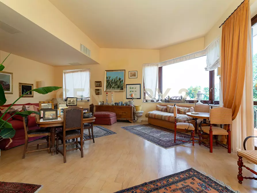 Immagine 16 di Villa in vendita  in Via Timparosa 39 a Aci Castello