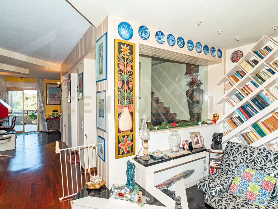 Immagine 18 di Villa in vendita  in Via G. Pezzana 9 a Aci Castello