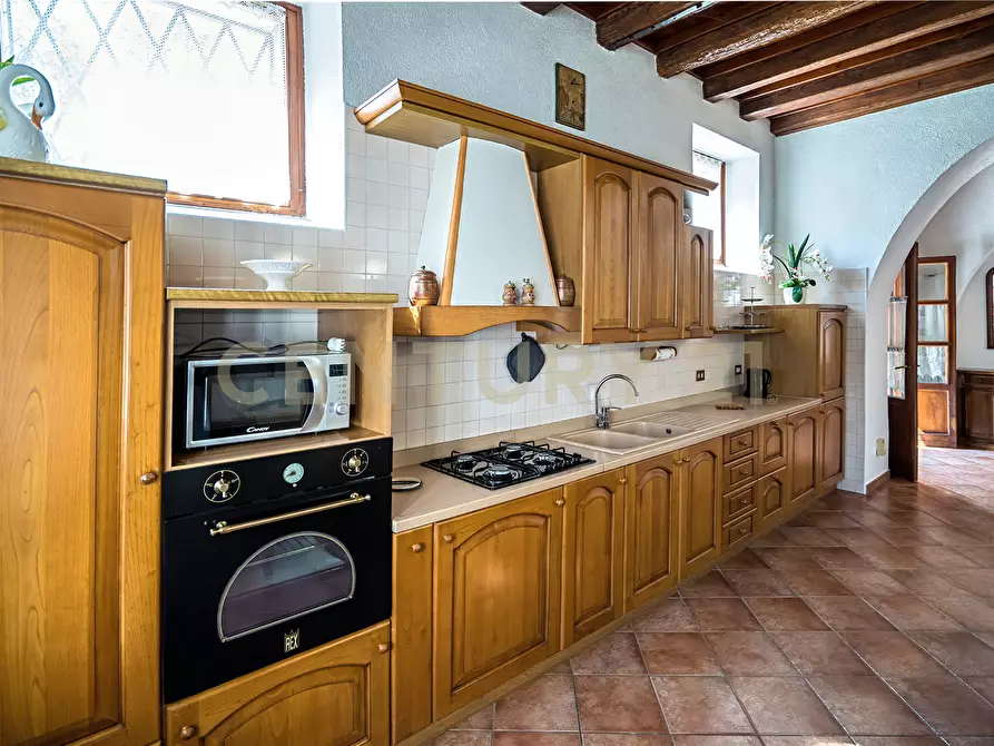 Immagine 41 di Villa in vendita  in Via Adige 25 a Brentino Belluno