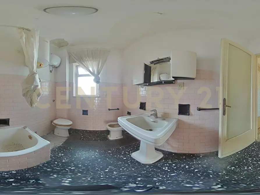 Immagine 48 di Quadrilocale in vendita  in Via Gorizia 37 a Catania