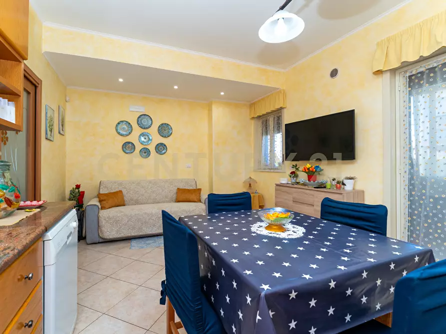 Immagine 26 di Trilocale in vendita  in Via Riccardo Wagner 50 a Acireale