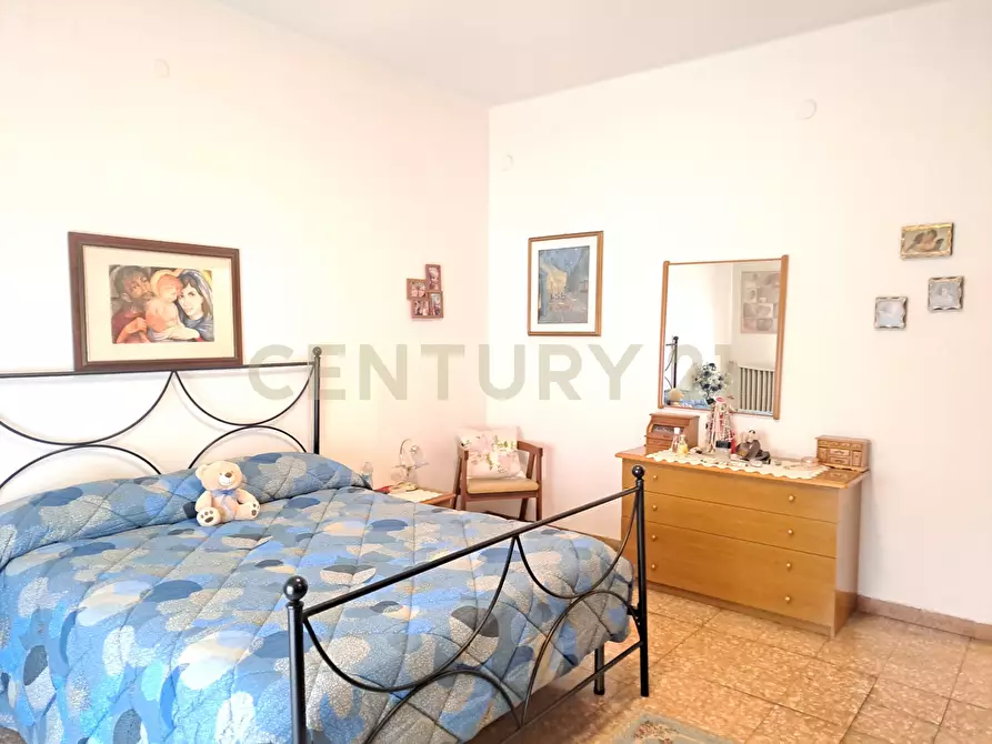 Immagine 5 di Quadrilocale in vendita  in Via Ugo Foscolo 2b a Verona