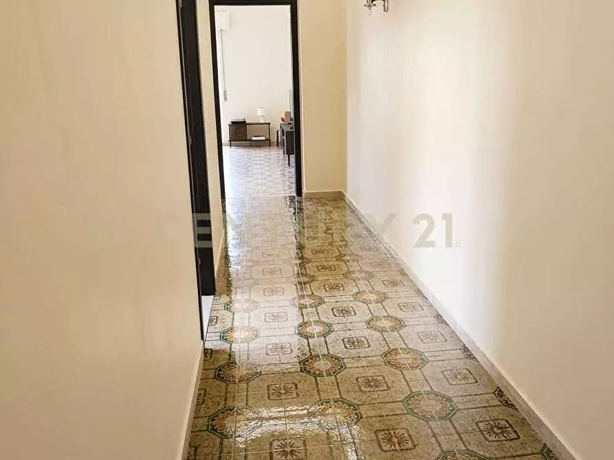 Immagine 22 di Palazzo in vendita  in Via Rione Sofia 6 a Carini