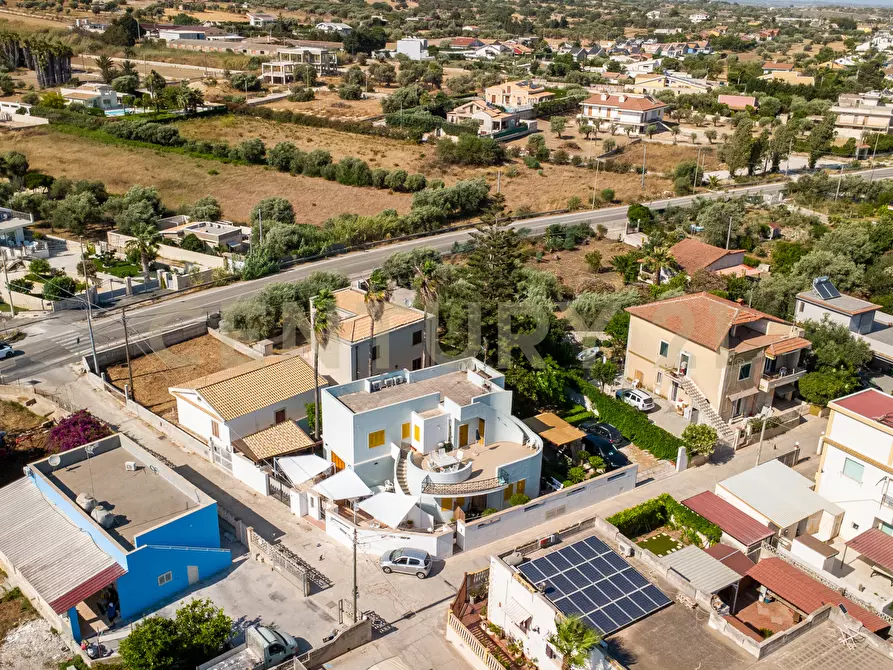 Immagine 5 di Villa in vendita  in SP67 51 a Pozzallo