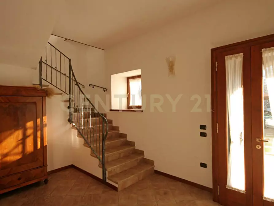 Immagine 14 di Villa in vendita  in Via Adige 25 a Brentino Belluno