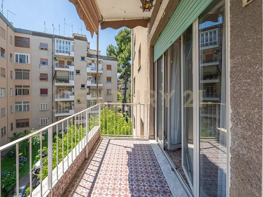 Immagine 28 di Quadrilocale in vendita  in Via Giovanni Verga 81 a Roma
