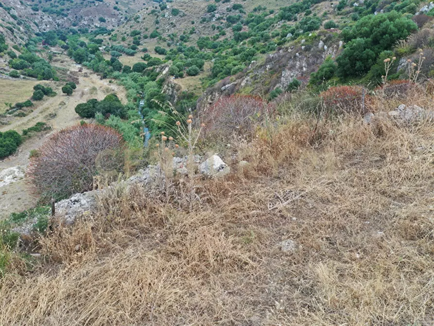 Immagine 17 di Rustico / casale in vendita  in SS115, km 323 a Ragusa