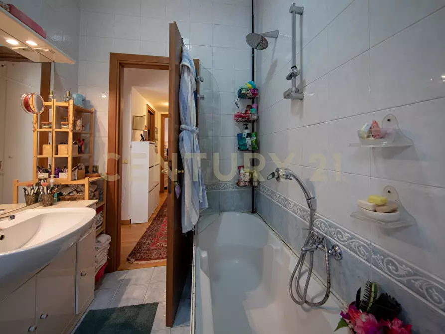 Immagine 24 di Trilocale in vendita  in Via Giuseppe Mussi 5 a Roma