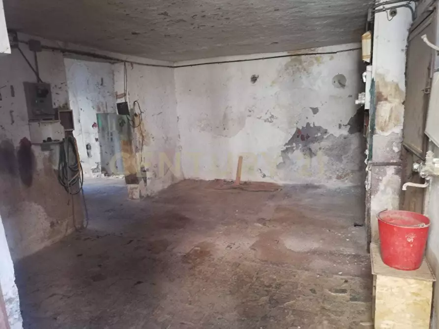 Immagine 12 di Trilocale in vendita  in Via F. Bianco 1 a Catania