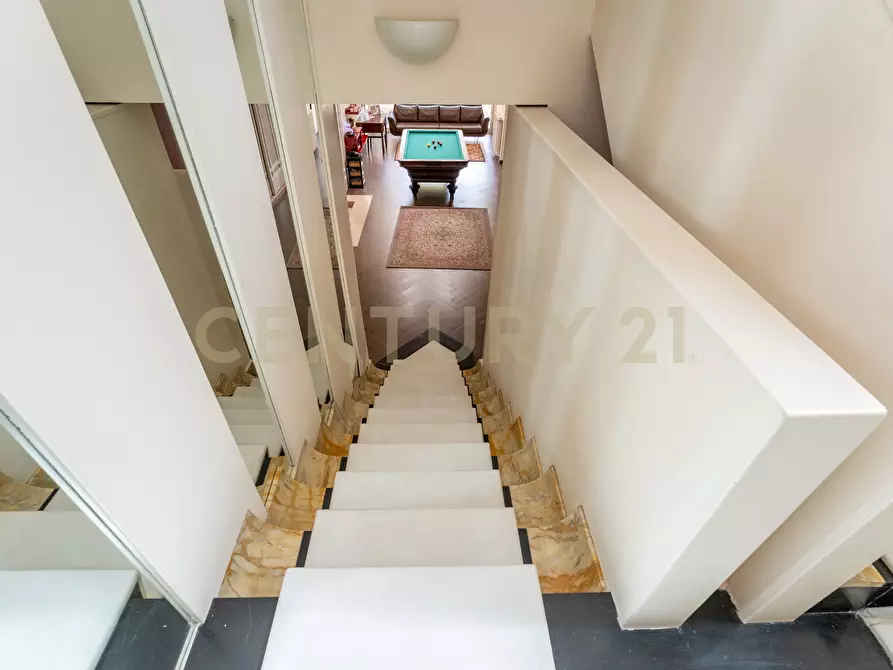 Immagine 40 di Villa in vendita  in Via G. Pezzana 11 a Aci Castello