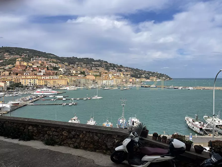 Immagine 9 di Trilocale in vendita  in Via Discesa del Valle 22 a Monte Argentario