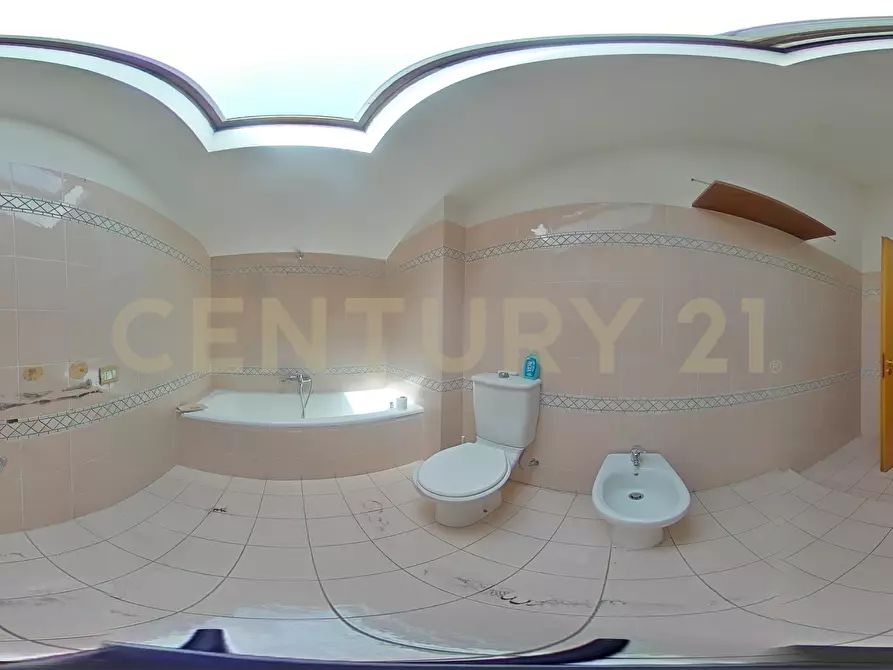 Immagine 57 di Quadrilocale in vendita  in Via Macello 86 a San Giovanni La Punta