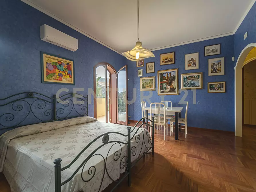 Immagine 11 di Villa in vendita  a Savoca