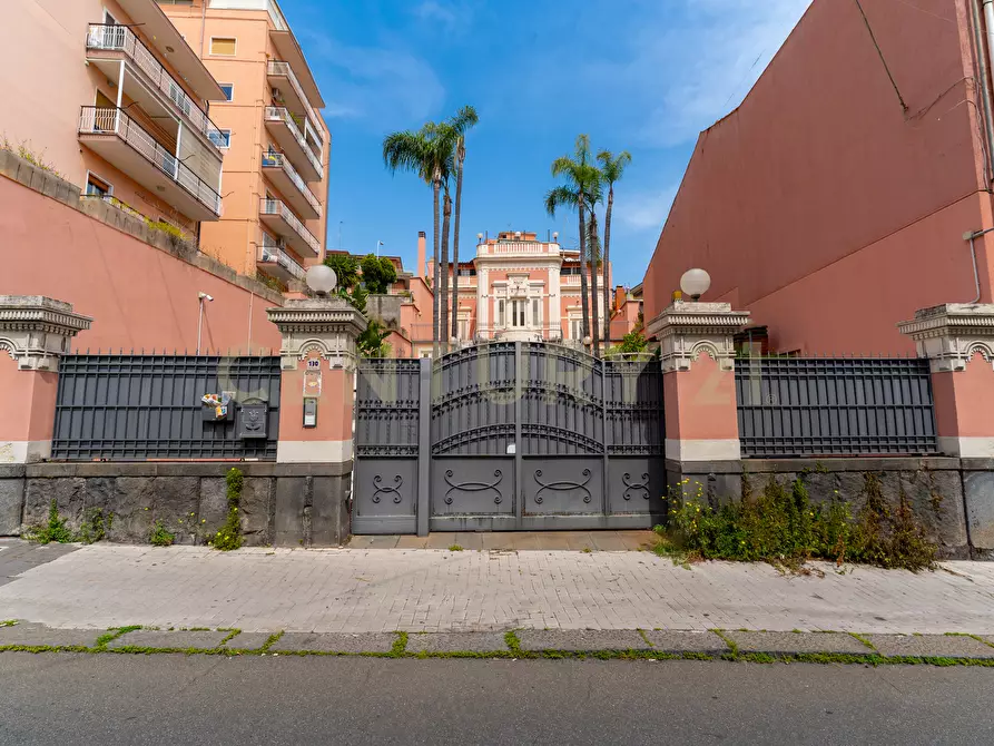 Immagine 2 di Villa in vendita  in Via Ingegnere 130 a Catania