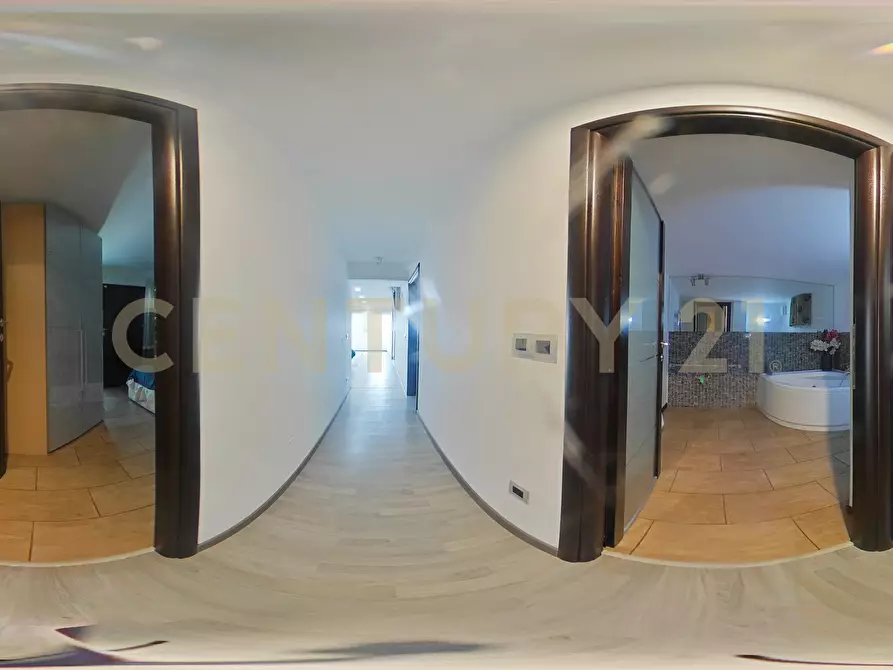 Immagine 76 di Villetta a schiera in vendita  in Via Maria Gianni 81 a Catania