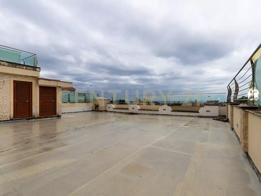 Immagine 40 di Pentalocale in vendita  in Via Lorenzo Maddem 67 a Acireale