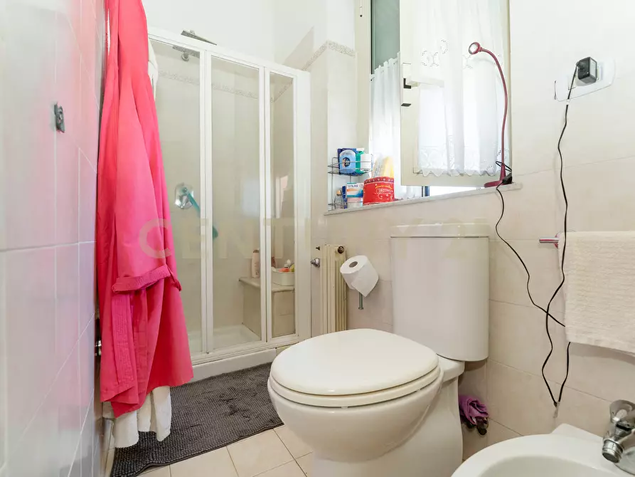 Immagine 32 di Pentalocale in vendita  in Via Salvatore Vigo 106 a Acireale