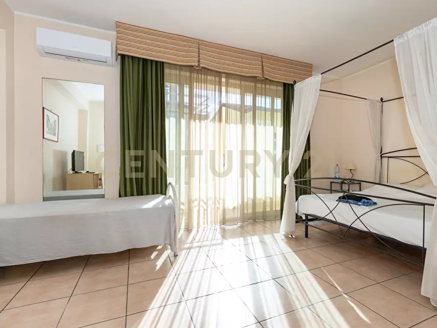 Immagine 62 di Casa indipendente in vendita  in Via Consolare Valeria 220 a Sant'alessio Siculo