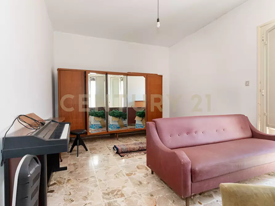 Immagine 33 di Pentalocale in vendita  in Via Epicarmo 196 a Augusta