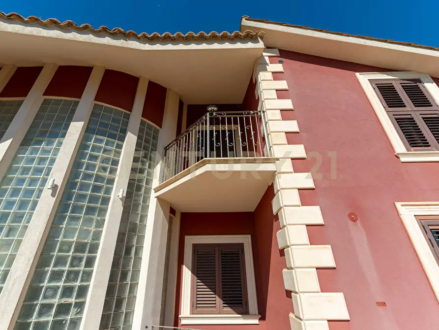 Immagine 99 di Villa in vendita  in Via Ottavia Penna 50 a Caltagirone