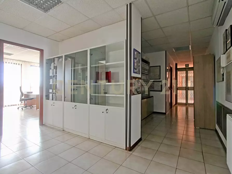 Immagine 11 di Ufficio in vendita  in Via Giuseppe Capogrossi 50 a Roma