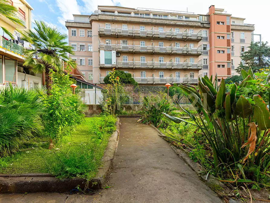 Immagine 50 di Appartamento in vendita  in Via Antonio Zacco 7 a Catania