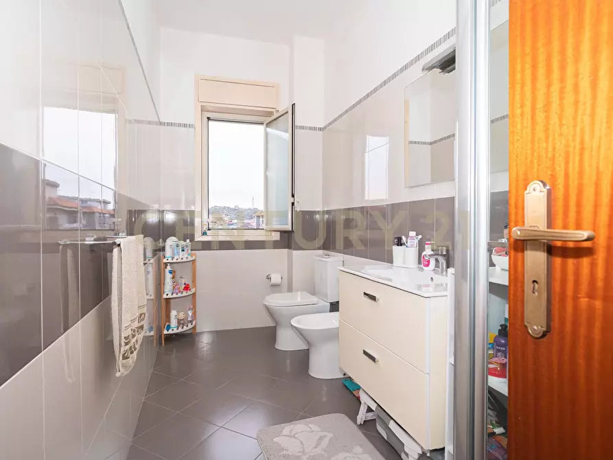 Immagine 17 di Appartamento in vendita  in Via delle Robinie 4 a Catania