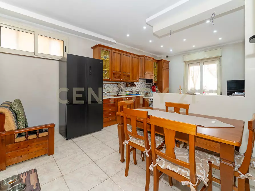 Immagine 21 di Pentalocale in vendita  in Via Goffredo Mameli 4 a Belpasso